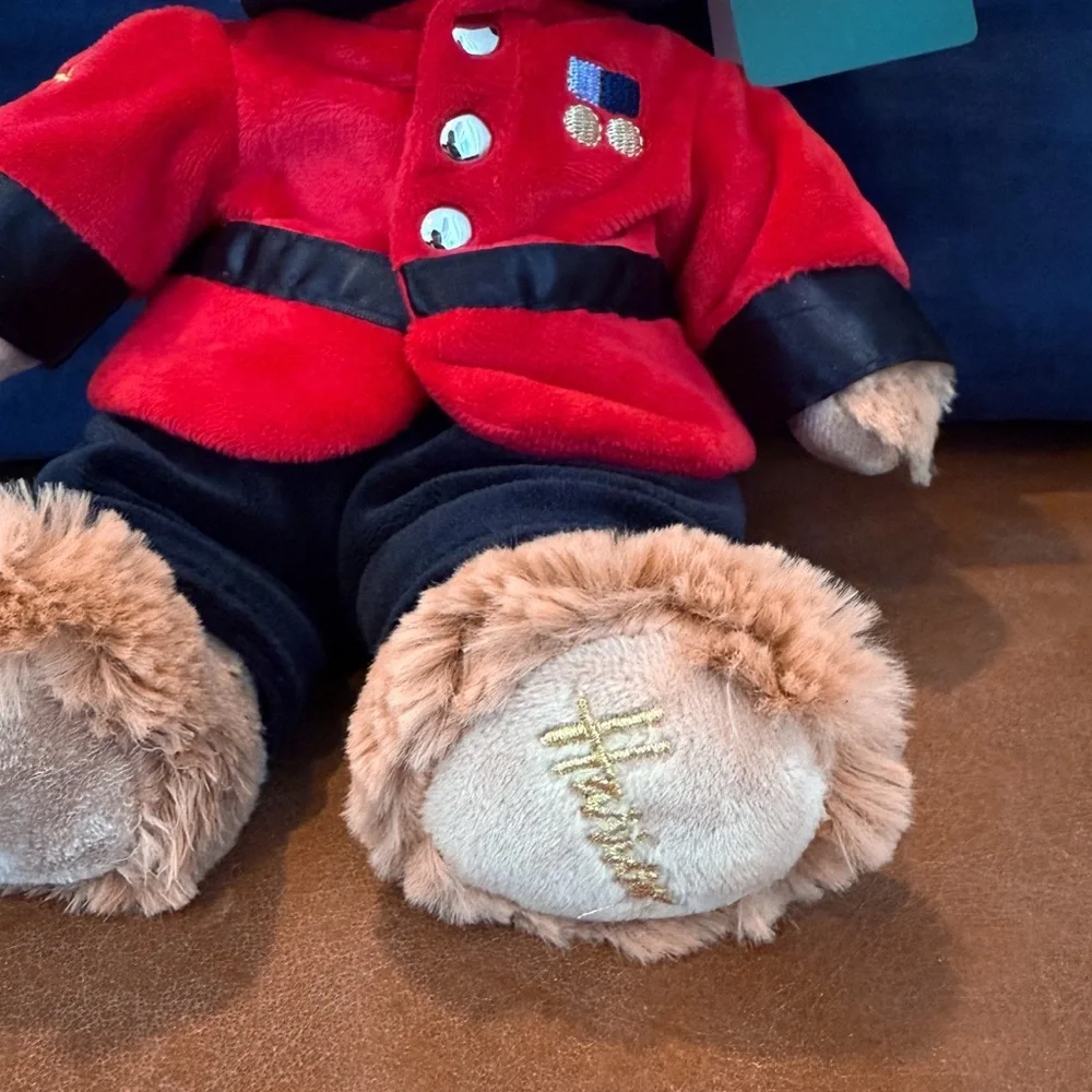 NWT✨ Harrods Guardsman Bear 2023 Season - Picture 3 of 6